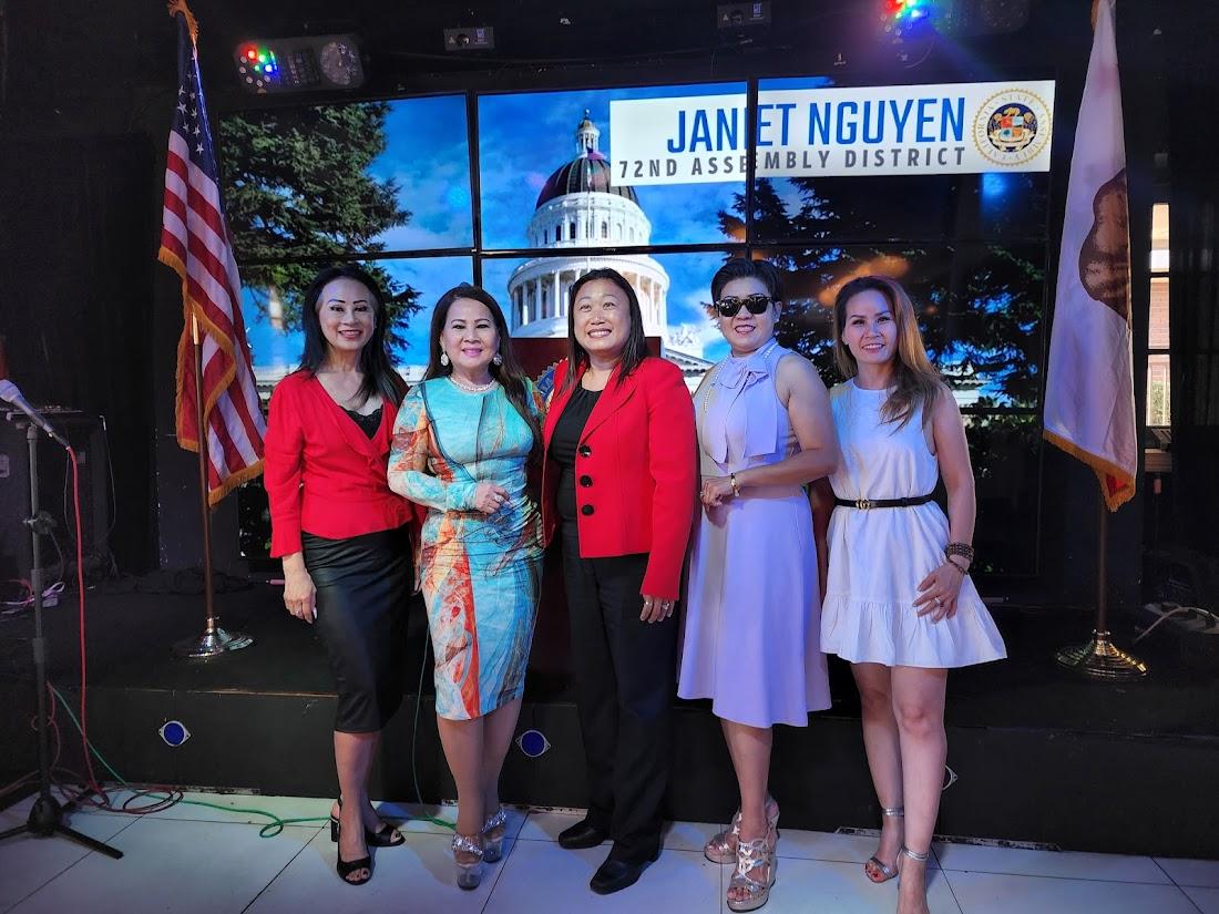 QT Golden Market Place and Food Court